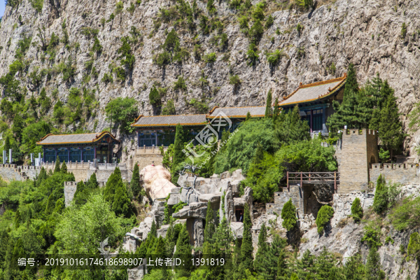 晉中介休綿山風(fēng)景區(qū)天橋?yàn)g覽區(qū)