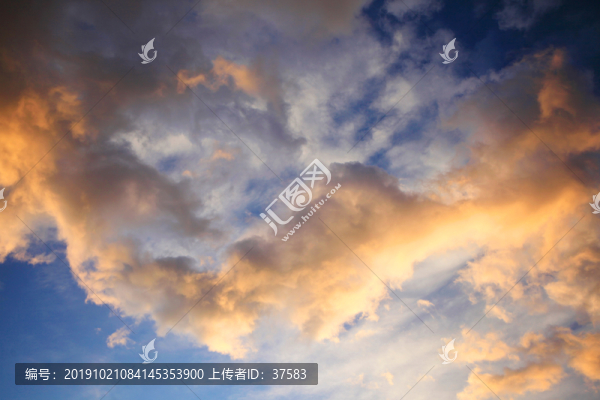 天空彩云