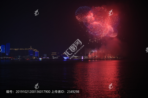 海上煙花