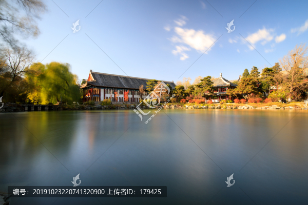 北大風(fēng)光未名湖紅四樓備齋體齋