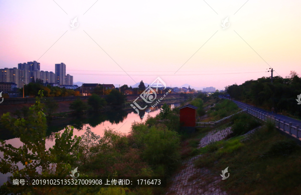 鄉(xiāng)鎮(zhèn)夜景