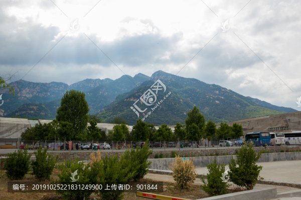 山東泰山桃花峪游人中心全景圖