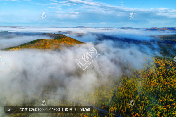 秋季山林云海