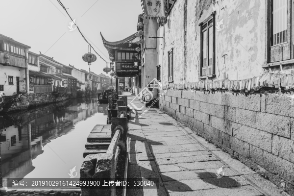 古鎮(zhèn)黑白照片