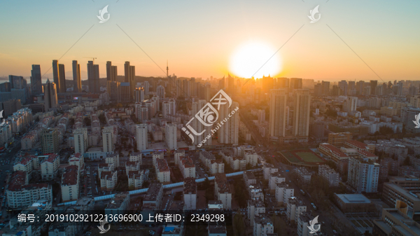 航拍青島城市高樓