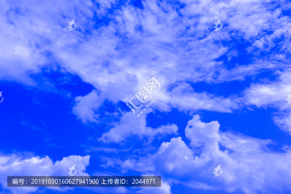 藍(lán)天白云