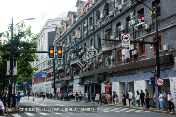 外灘南京東路街景