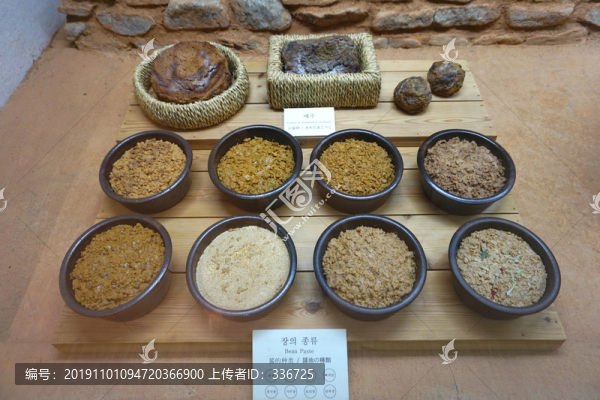 各種各樣的韓國(guó)醬