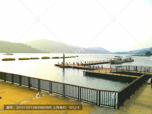 日月潭