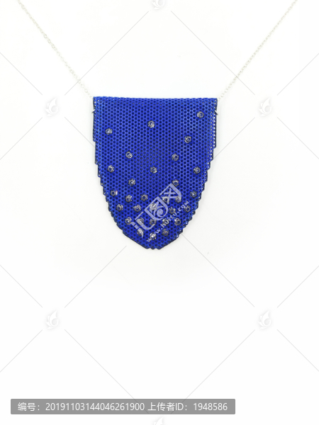 黃金網(wǎng)狀胸針