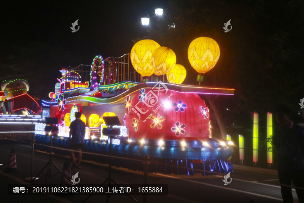 花車彩車