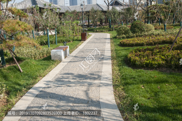 公園石板路