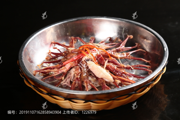清蒸土魷鴨舌