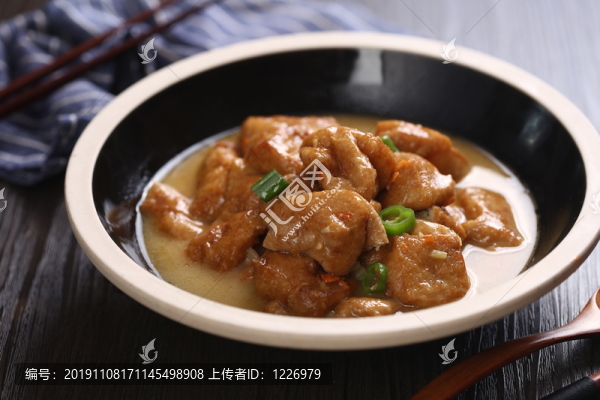 雞湯油豆腐