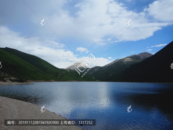 河流