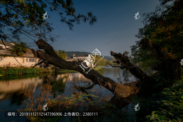 村口
