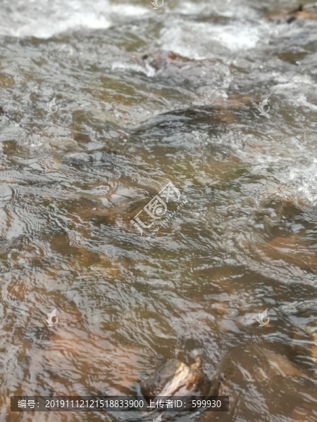 水
