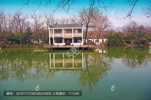 合肥包河公園浮莊
