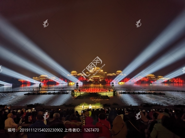 興漢盛景