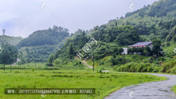 藍(lán)天白云青山