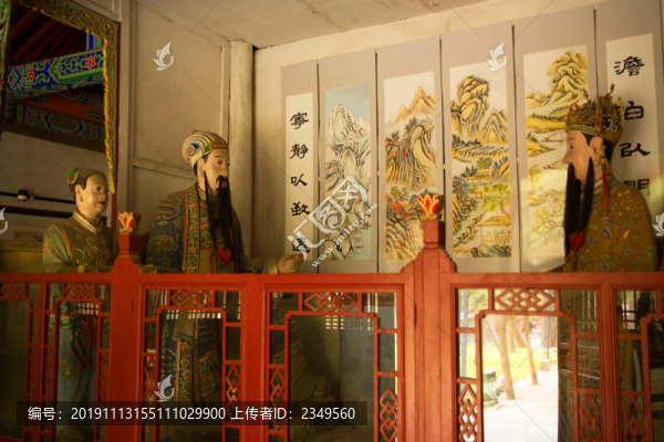 南陽武侯祠三顧茅廬塑像