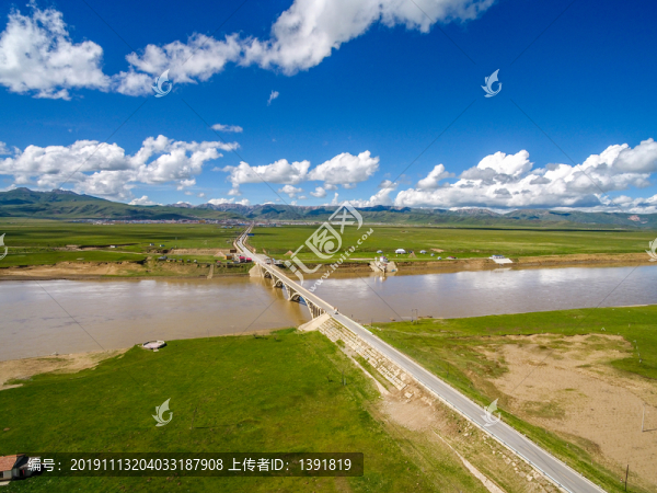 航拍甘南瑪曲黃河橋