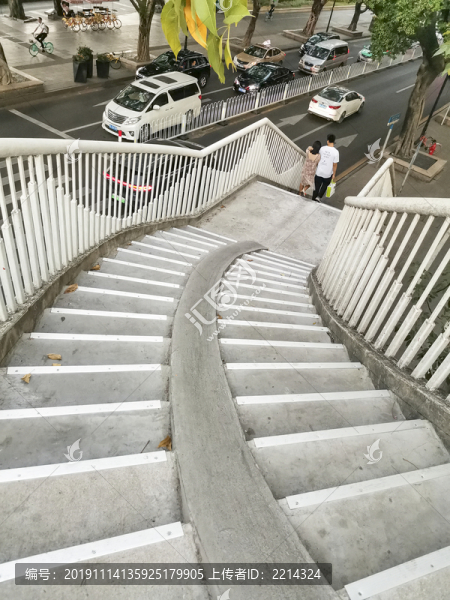 人行階梯