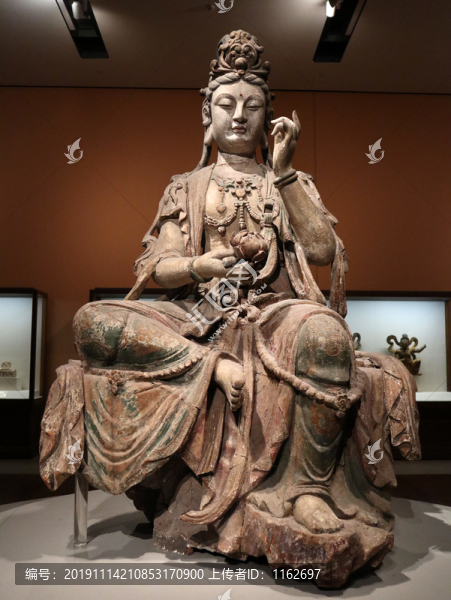 彩繪木雕菩薩坐像