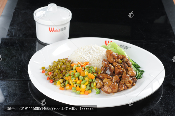 香菇滑雞蓋澆飯