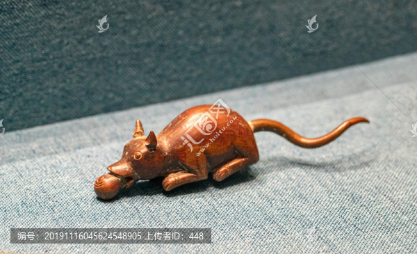 西漢銜物老鼠