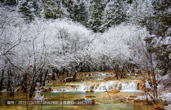 雪后牟泥溝風(fēng)景