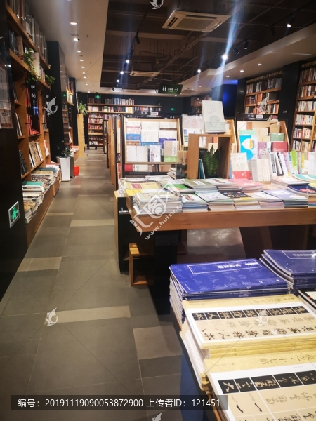 書架