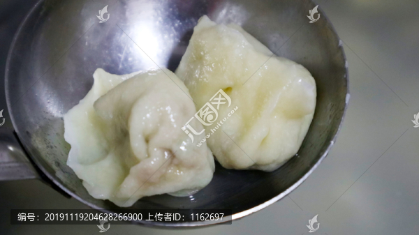 手工水餃