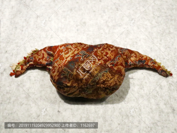 東漢錦雞鳴枕