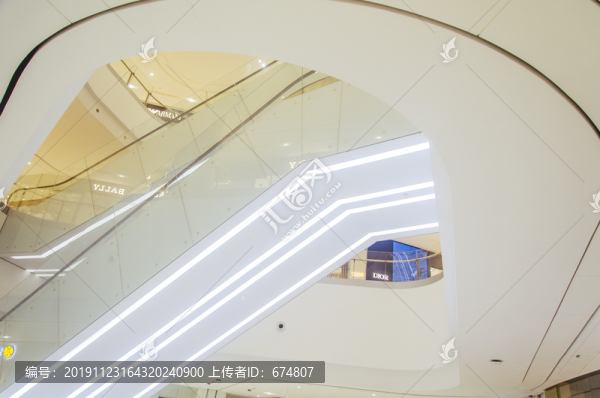 長沙國金中心電梯