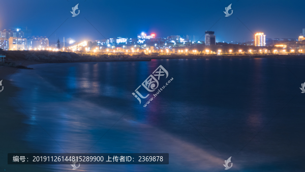 海邊城市夜景