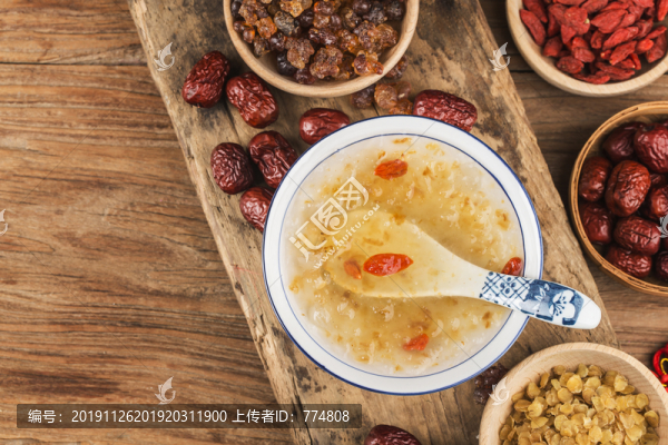 皂角米桃膠雪燕甜品