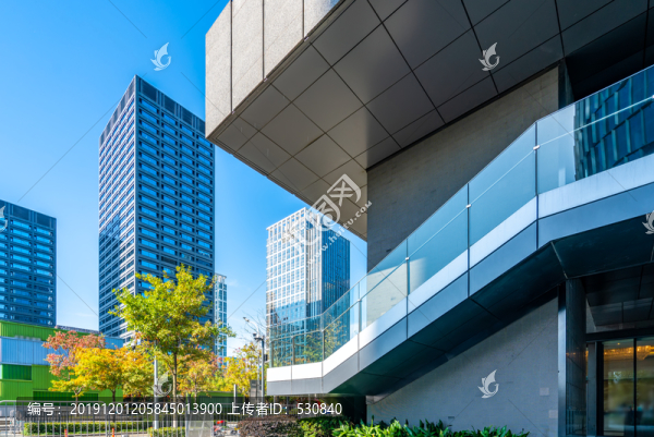 寧波東部新城現(xiàn)代建筑