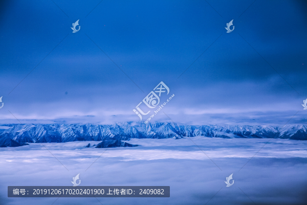貢嘎牛背山