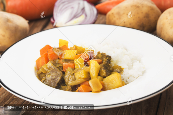 咖喱牛肉飯