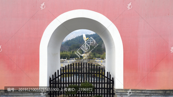 靈山寺中門