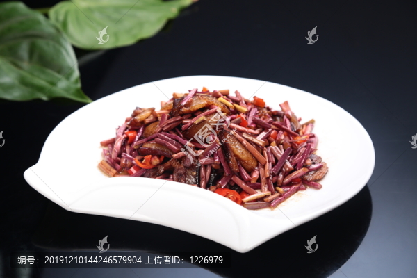 蕨菜臘肉