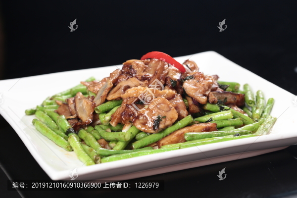 茄子豆角炒釀藕