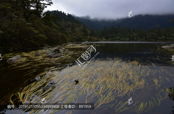 螺髻山高原湖泊森林風(fēng)光
