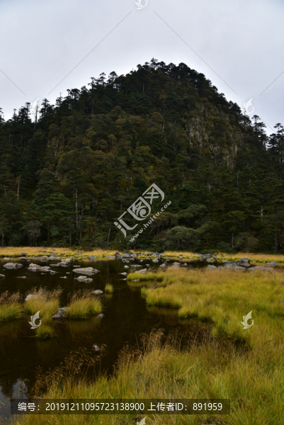 螺髻山高原湖泊森林風(fēng)光