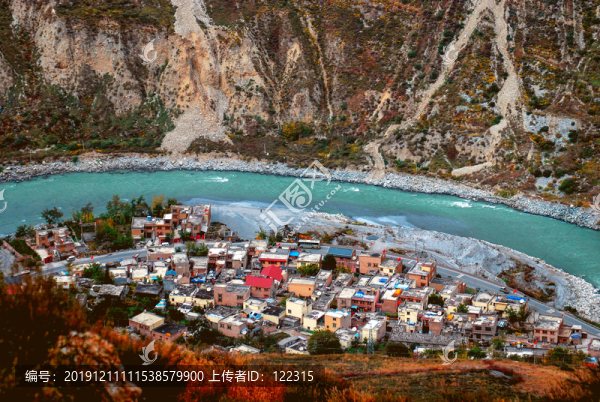 岷江大峽谷村落