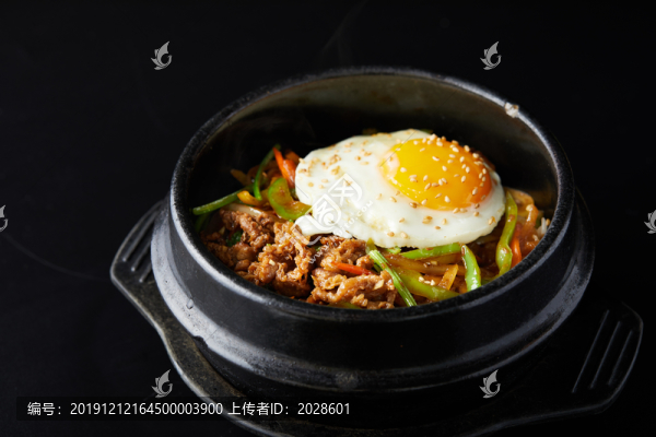 石鍋肥牛拌飯1