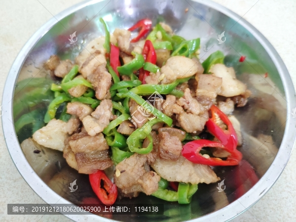 青椒炒肉