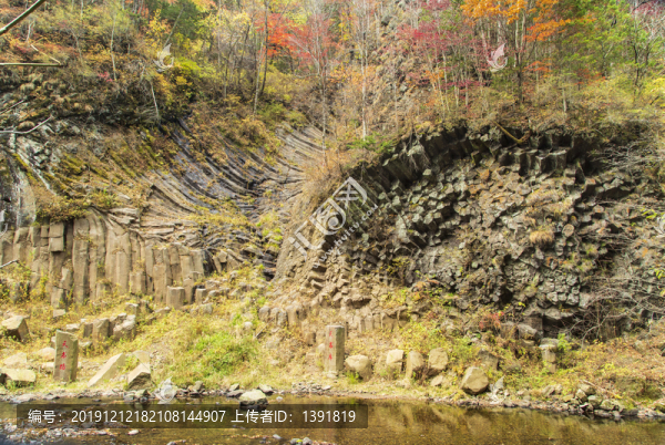十五道溝望天鵝自然風(fēng)景區(qū)