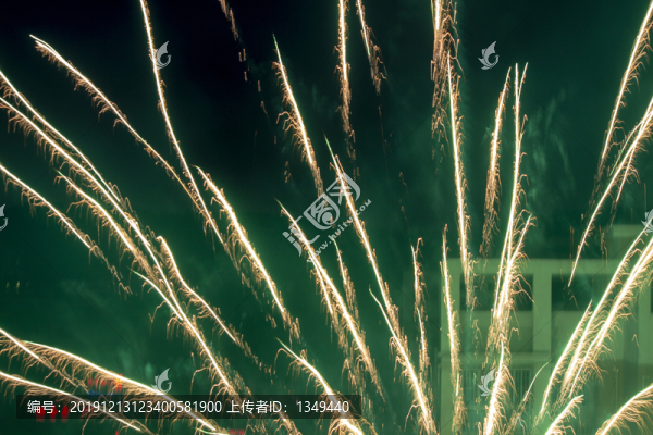 燦爛煙花